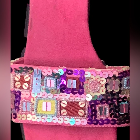 Jubilee Flat Sequined and Beaded Band Slip on Sandals Size 7 1/2 - Picture 2 of 3